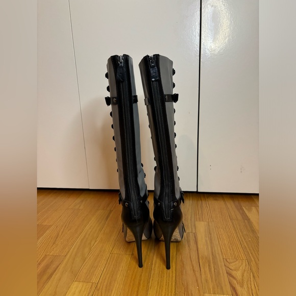 L.A.M.B black and grey leather boots - Picture 4 of 9